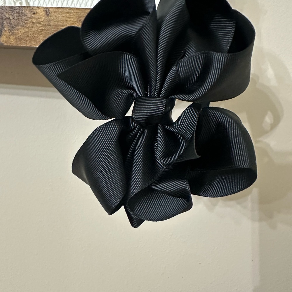 Elegant Black Hair Bow